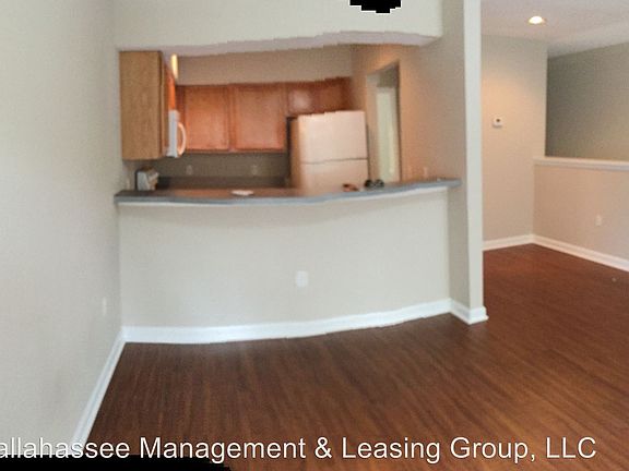 4th image of 2316 Timber Oaks Ln #3