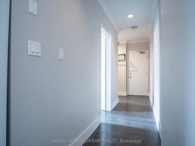 636 Danforth Ave #2 — Photo 15