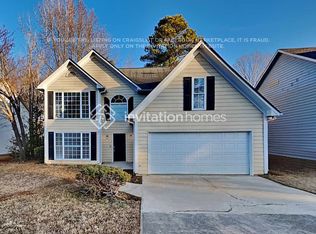 685 Suwanee Lakes Cir, Suwanee, GA 30024