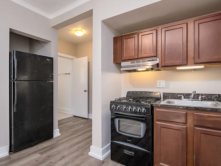 4706 N Beacon — Photo 22