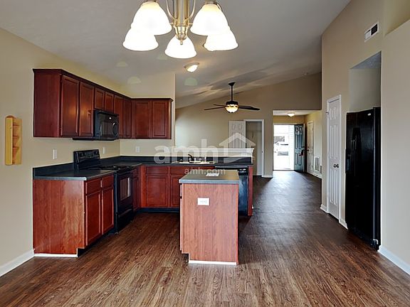 4th image of 12725 Braddock Ln