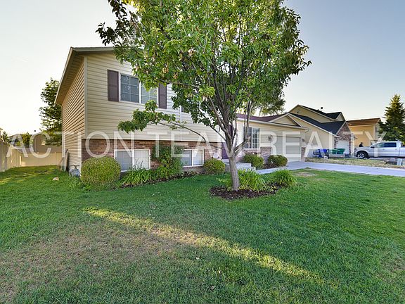 2nd image of 1669 N 2340th St W