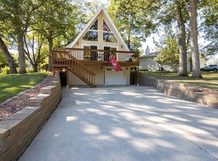 2046 Sunline Dr, Davis, IL 61019