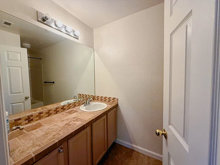 8707 E Florida Ave #406 — Photo 11