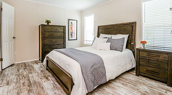 4th image of 12850 W State Road 84 #41A-MODEL