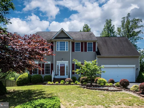375 Portland Dr, Fredericksburg, VA 22405