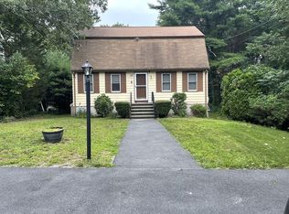 9 S Munroe Rd, North Billerica, MA 01862
