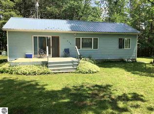 978 Rohlfs Ln, Lupton, MI 48635