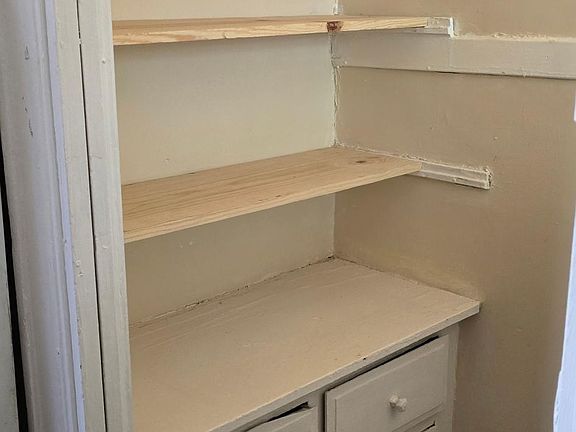 4th image of 7919 S Winchester Ave APT 3