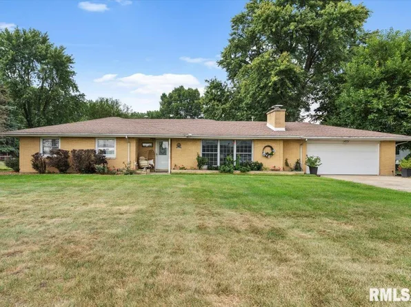 1027 Hoechester Rd, Springfield, IL 62712