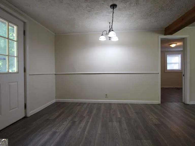 151 Hennon Dr NW — Photo 5