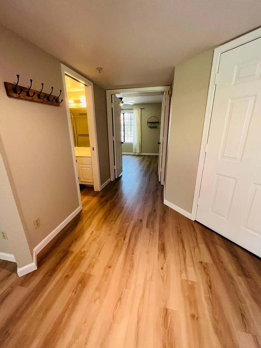 Building Photo - 9795 N 93rd Way #263