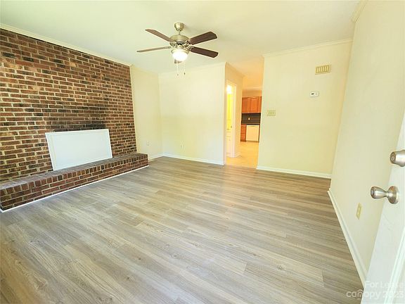 3rd image of 1407 Browdis Ave