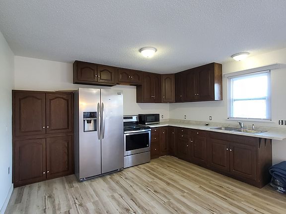 3rd image of 251 Lakin Ave SW