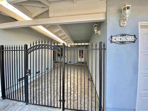 4th image of 4453 Tanglewood Way