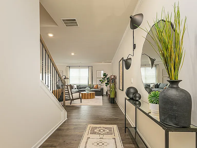 3058 Yellowhammer Dr — Photo 2