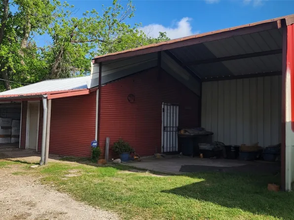 608 W Mason St, Mabank, TX 75147