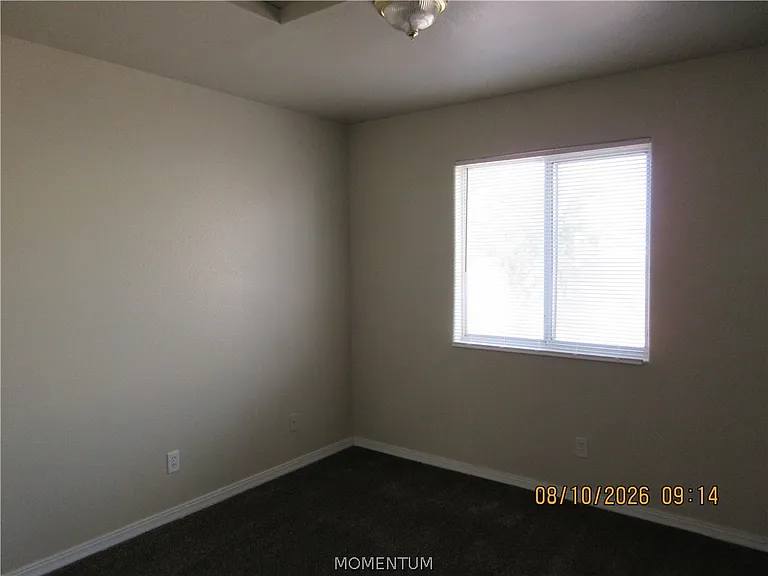 3615 N Willow Rd — Photo 8