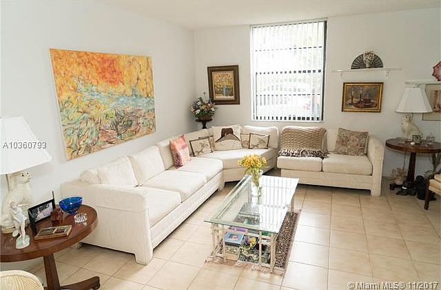 1st image of 671 NE 195th St APT 103E