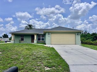 6020 Ruth Ave N, Lehigh Acres, FL 33971