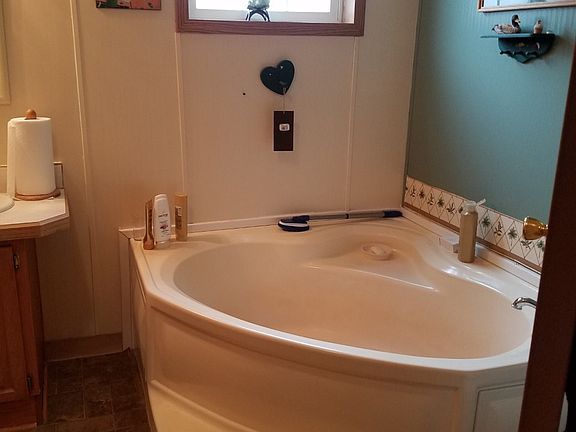 Garden tub
