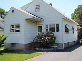16 School St, North Haledon, NJ 07508