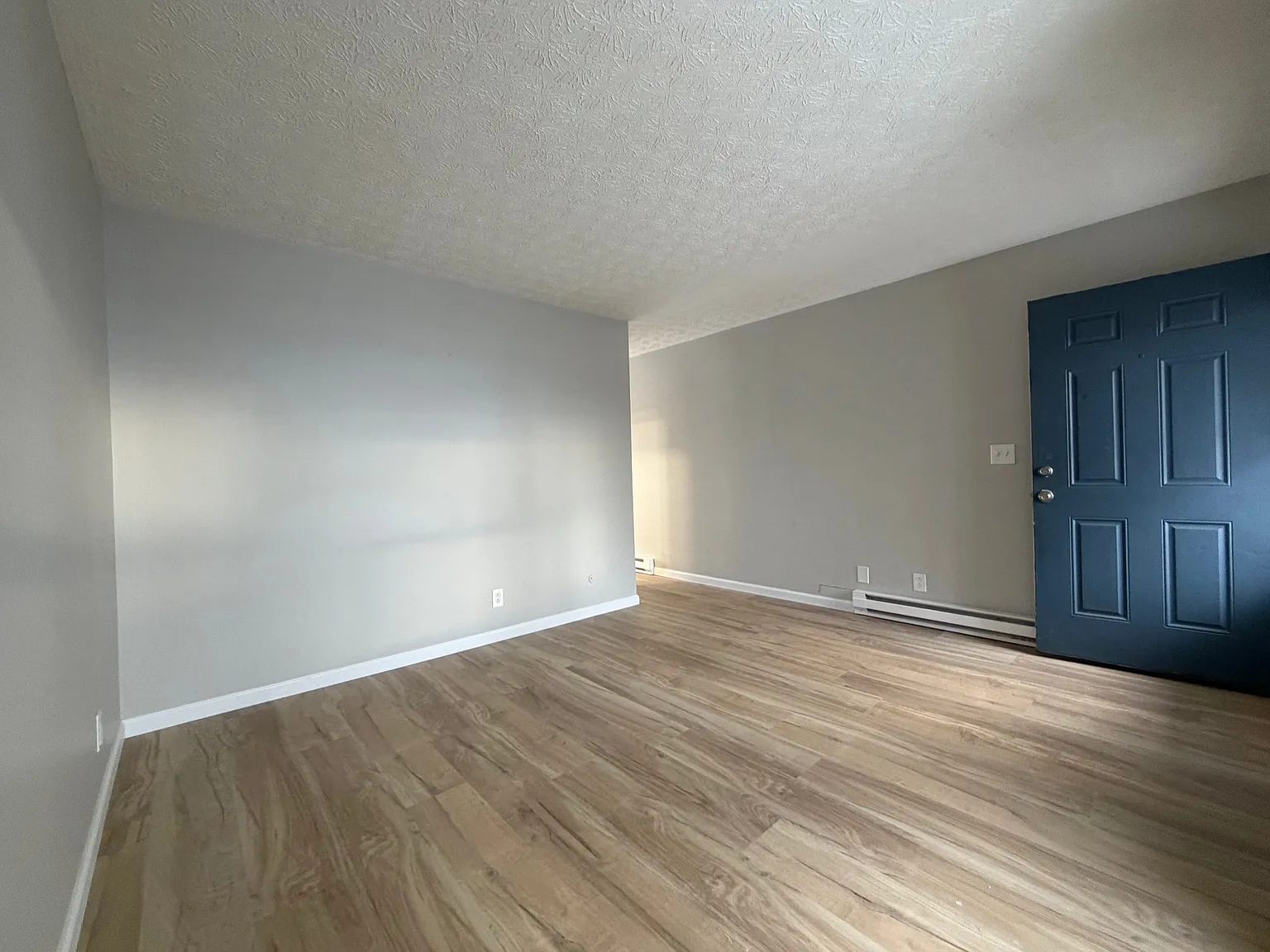 208 Forest Lane — Photo 1