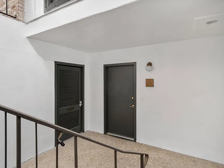 2704 San Pedro St #A-10 — Photo 3