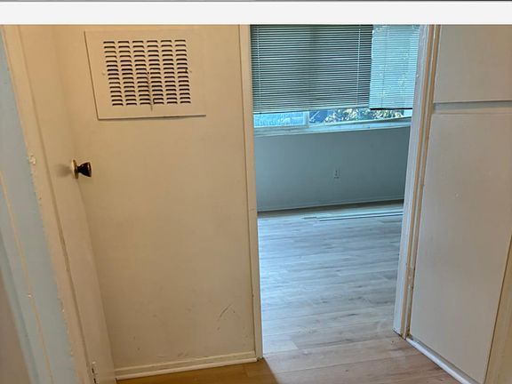 2nd image of 304 Loma Vista St APT 1