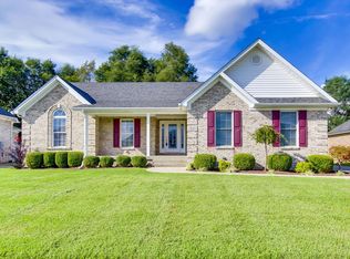 8407 Grandel Forest Way, Louisville, KY 40258