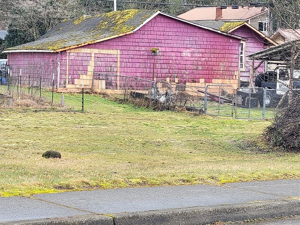 2nd image of 835 Montague Avenue