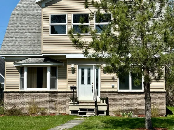 902 2nd St, International Falls, MN 56649