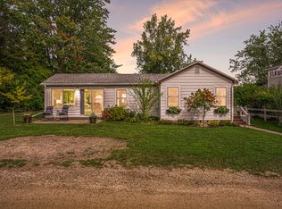 7249 B St, South Haven, MI