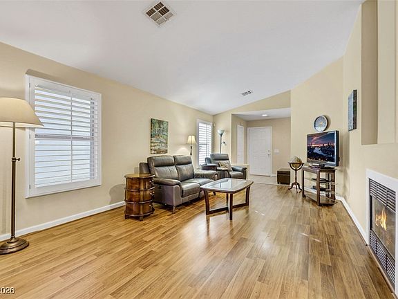 2nd image of 3720 Shanagolden St