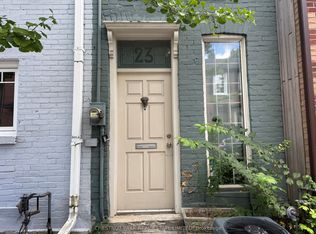 23 Bishop St, Toronto, ON M5R 1N3