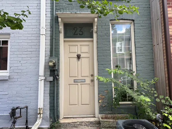 23 Bishop St, Toronto, ON M5R 1N3
