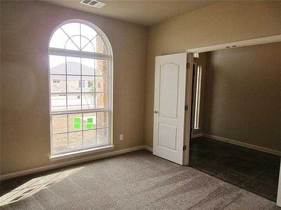 5th image of 309 Marklawn Ln