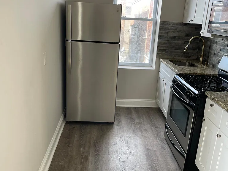 5046 Market St — Photo 6