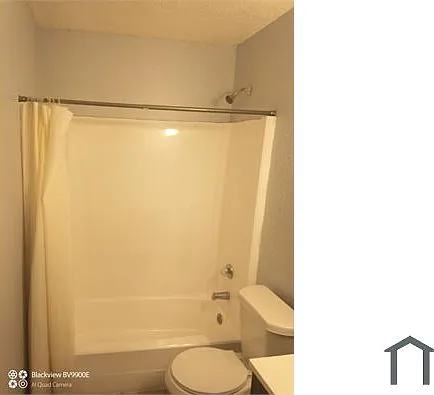 3 bed, 995 sqft, $1,400 — Photo 2