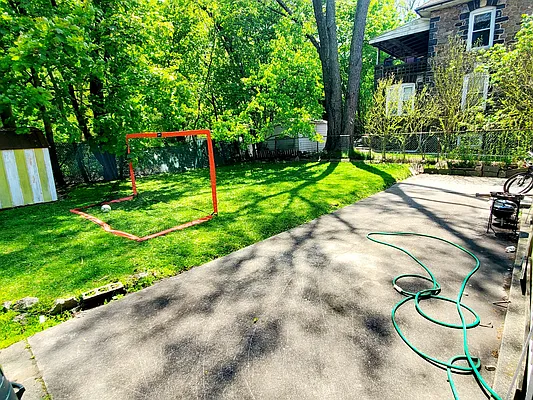 Rented by Metro Garden Realty NYC | media 34