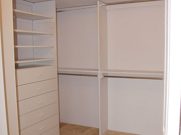 Master Walk In Closet
