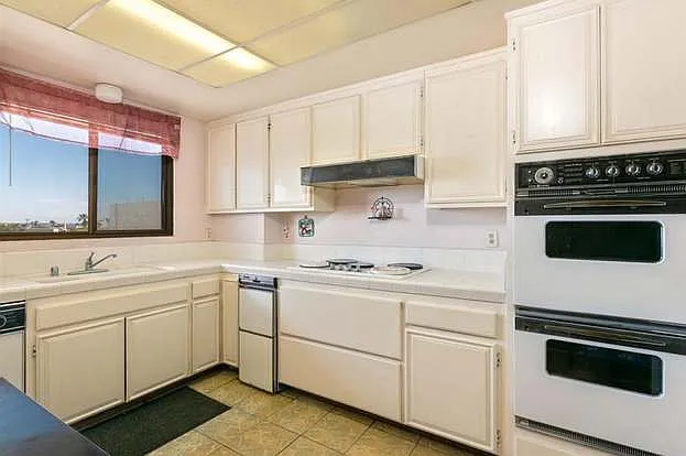 540 Hawthorn St #3A — Photo 26