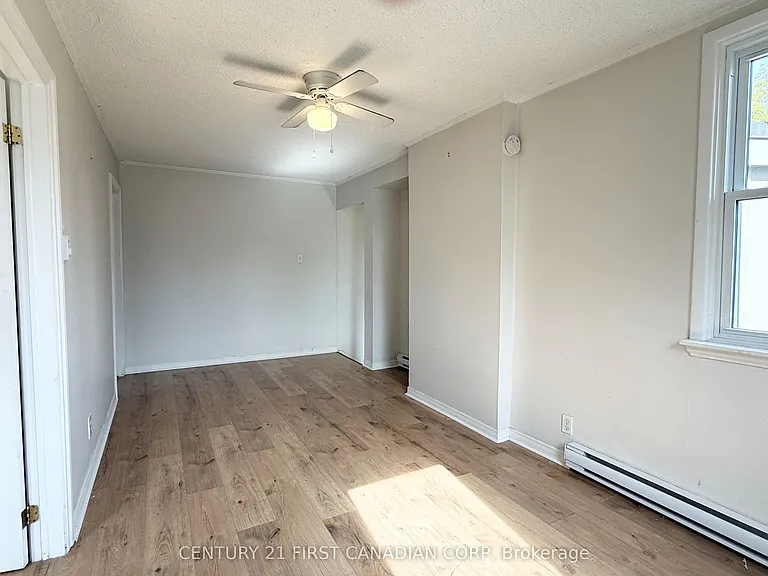 359 Princess Ave #3 — Photo 16