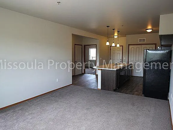 Lacey's Place — Photo 4