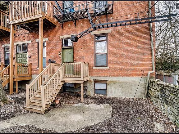 2nd image of 3249 Jefferson Ave APT 4
