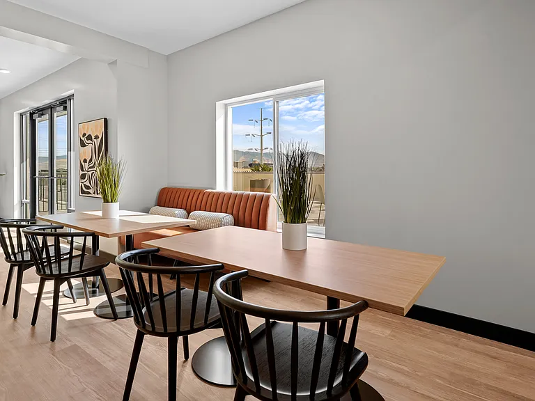 Decker Station Apartments — Photo 8