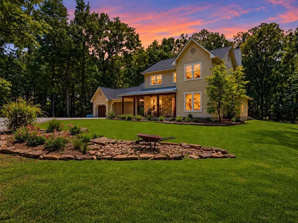 18181 Rabon Chapel Rd, Montgomery, TX 77316