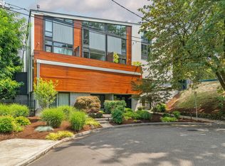 245 SW Meade St APT G2, Portland, OR 97201