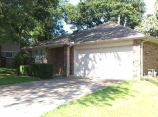 1705 Overlook Dr, Grapevine, TX 76051