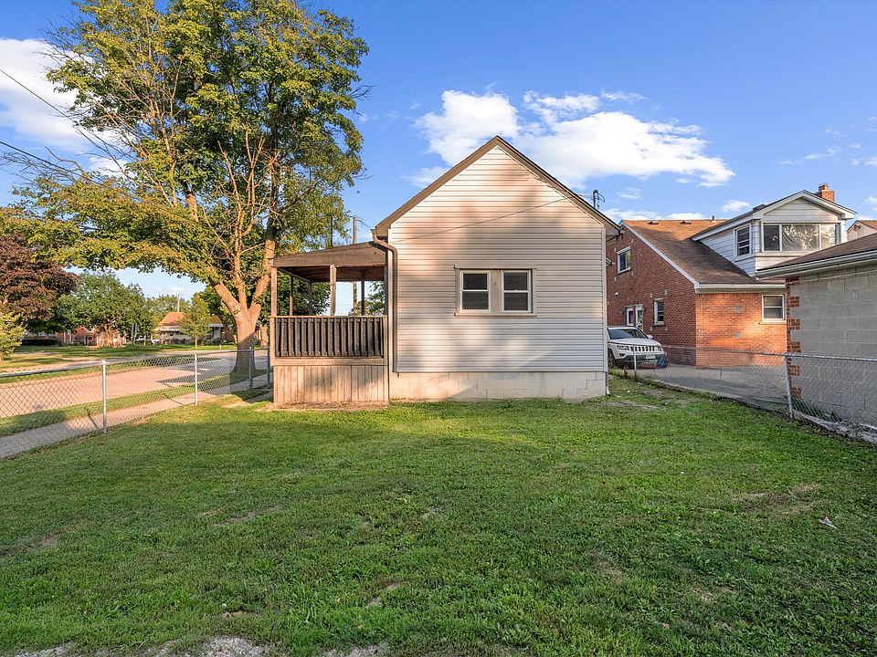 1756 Lafayette Blvd, photo 4